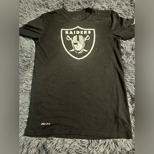 Raiders Nike Men's T-Shirt Size Small‎ Black Logo Swoosh